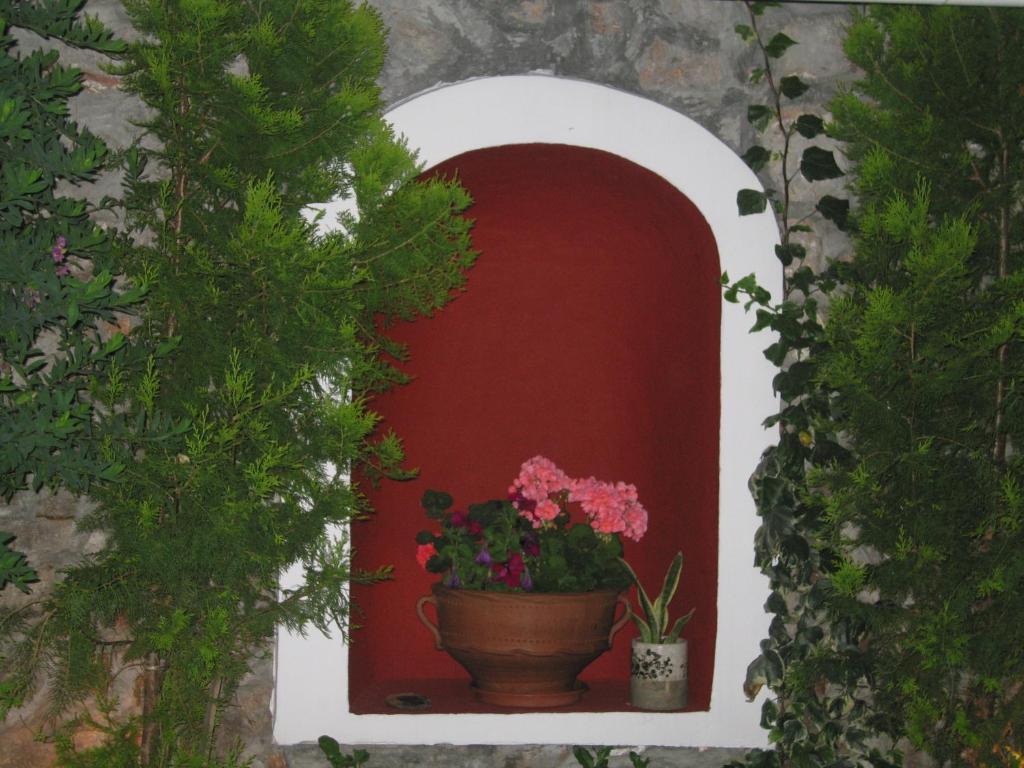 Mistral Hotel Hydra  Exterior foto